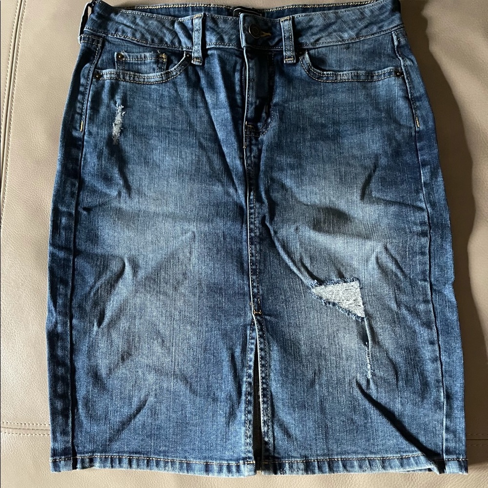 Brand New Denim Gap Skirt 💫